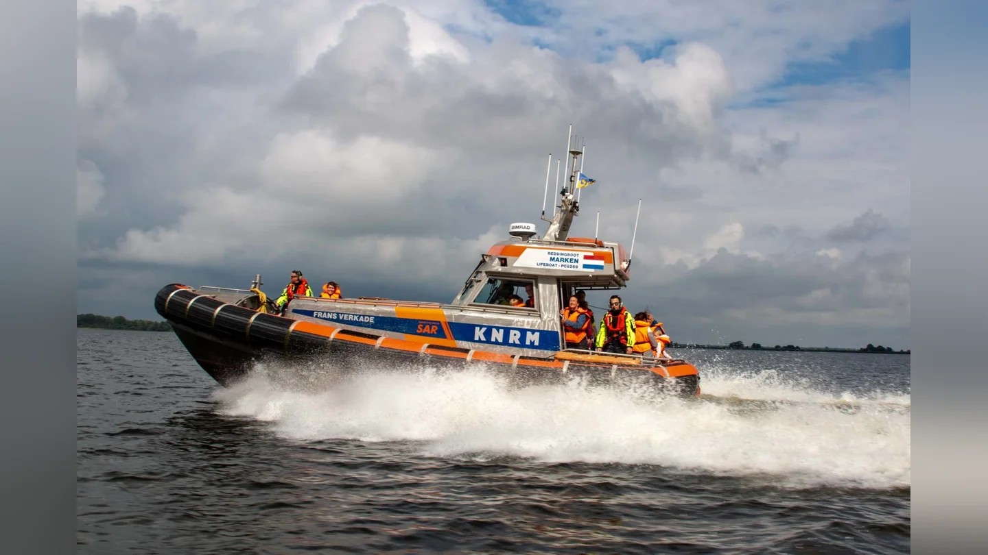 52c92961 571c 4d10 ba54 f37cfde03a98