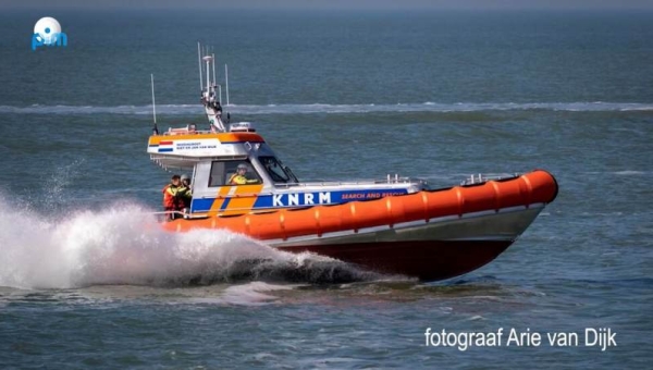 Reddingbootdag KNRM Marken altijd weer een spektakel voor jong en oud
